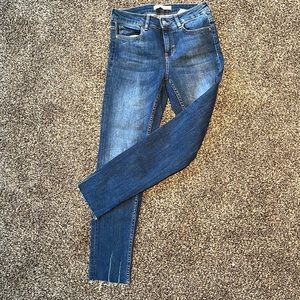 Never worn distressed Zara skinny jeans